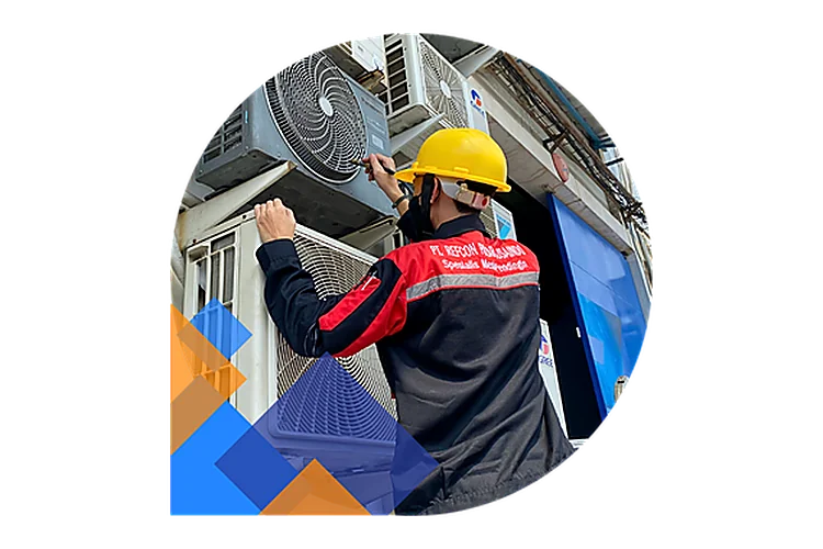 Layanan Cuci Besar Overhaul Cuci Turun AC PT Refcon Polar Nusaindo